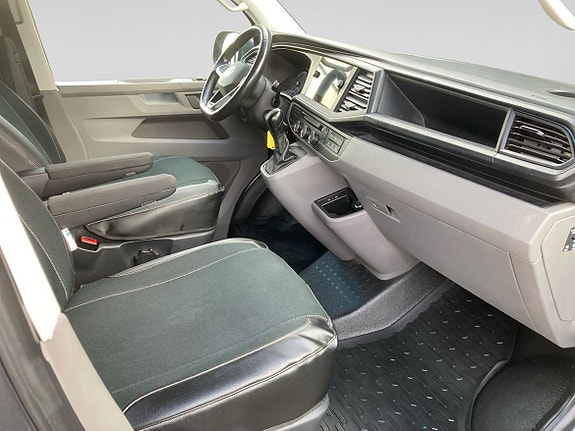 Volkswagen Transporter 14 of 14