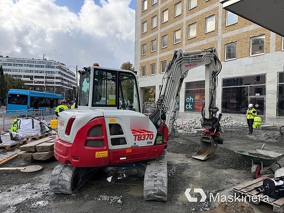 Grävmaskin Takeuchi TB370 5 of 27