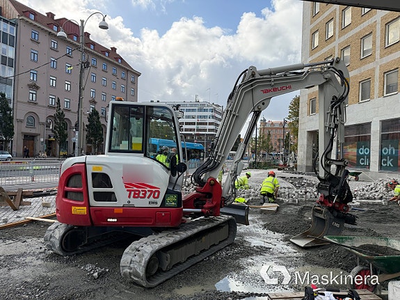 Grävmaskin Takeuchi TB370 6 of 27