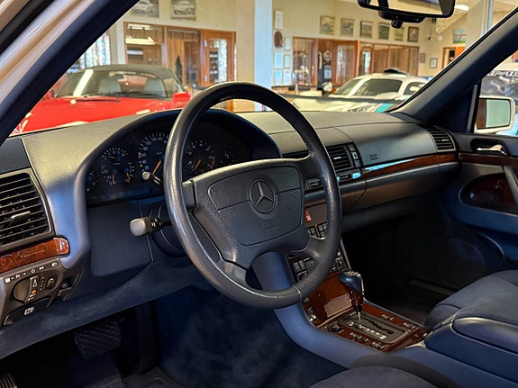 Mercedes-Benz S500 20 of 30