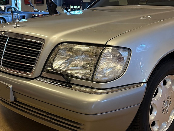Mercedes-Benz S500 10 of 30