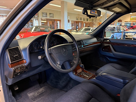 Mercedes-Benz S500 14 of 30