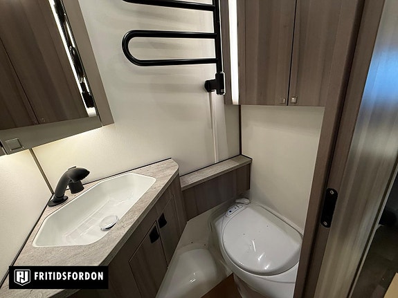 Kabe Estate 470 GLE 6 of 12