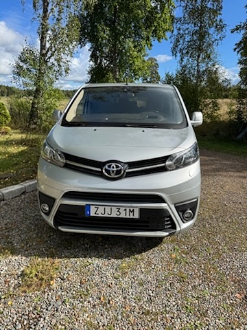 Toyota Proace Verso 2 of 8