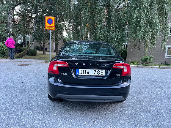 Volvo S60 5 of 13