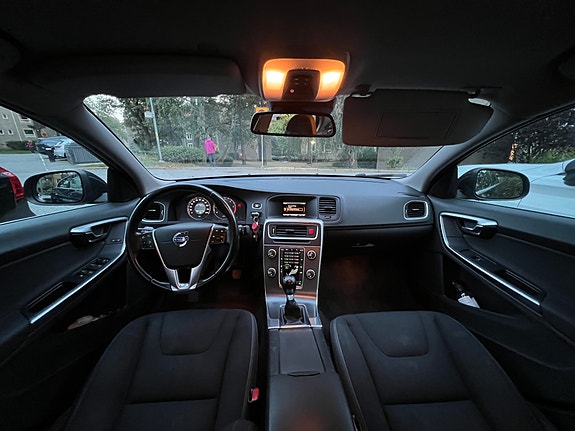 Volvo S60 11 of 13