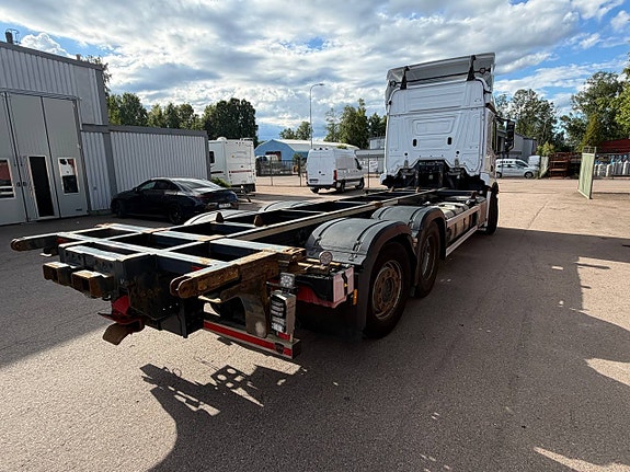Mercedes-Benz Actros container chassi 5 of 12