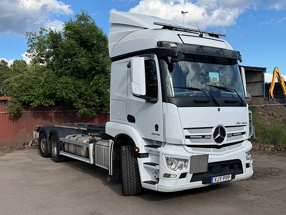 Mercedes-Benz Actros container chassi 6 of 12