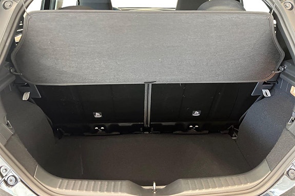 Toyota Aygo X 12 of 21
