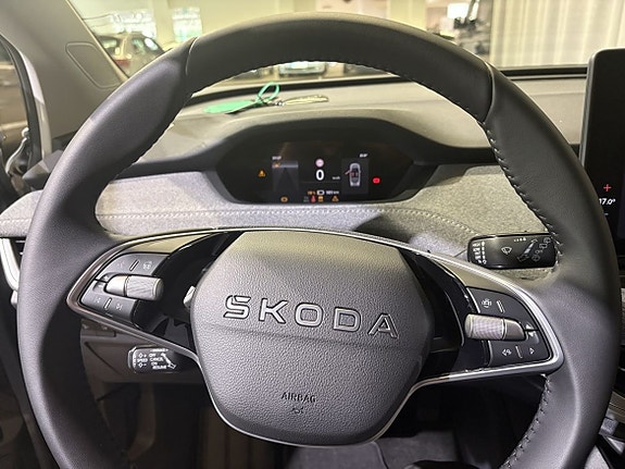 Skoda Enyaq 7 of 19