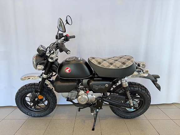 Honda Monkey Bike MSZ125 6 of 10