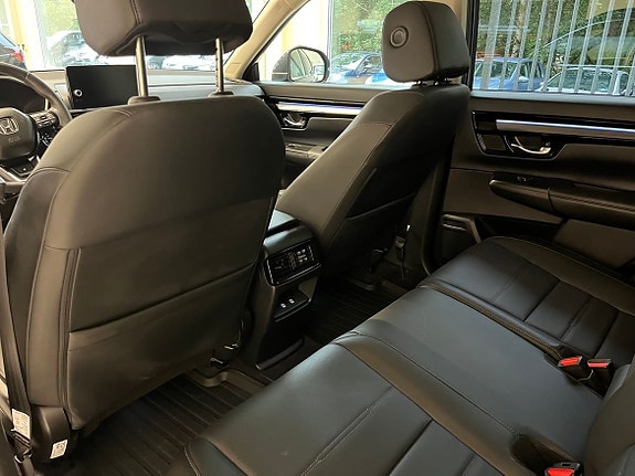 Honda CR-V 6 of 9