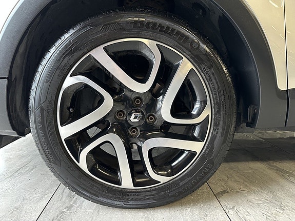 Renault Captur 7 of 22