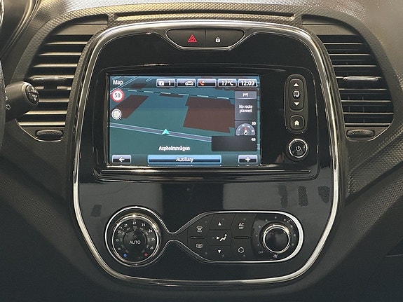 Renault Captur 8 of 22