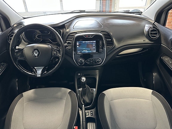 Renault Captur 20 of 22