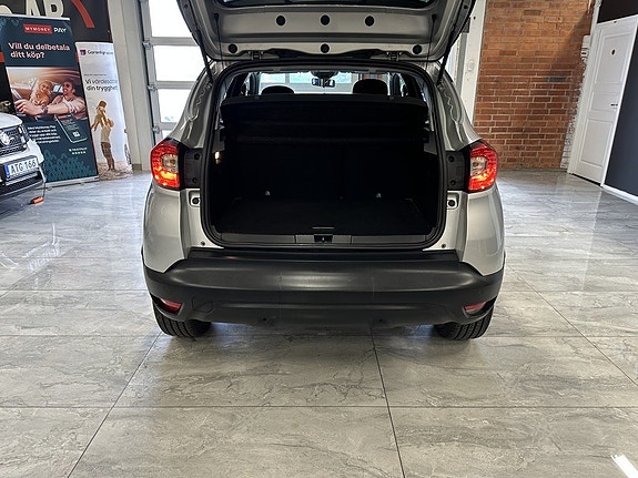 Renault Captur 15 of 22