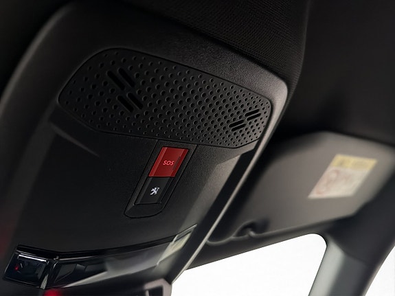 Peugeot e-208 28 of 30