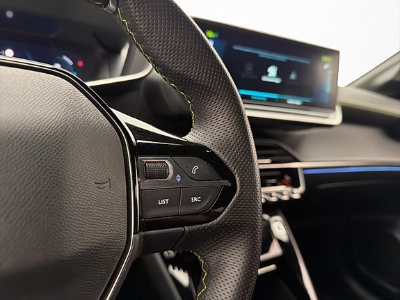 Peugeot e-208 15 of 30