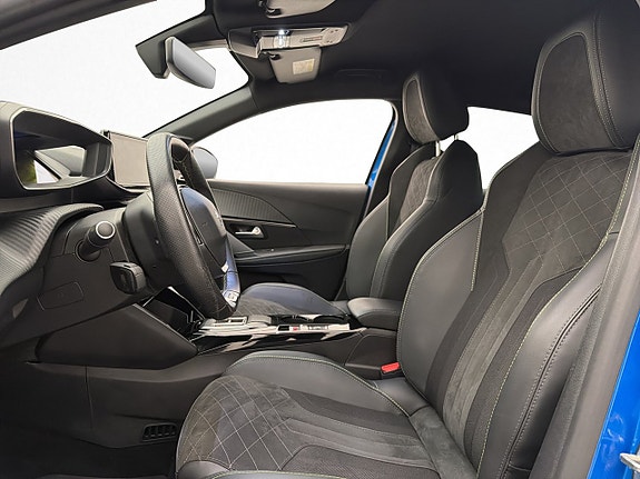 Peugeot e-208 12 of 30