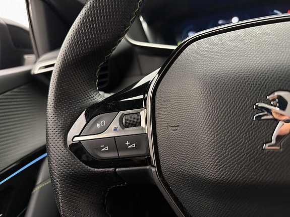 Peugeot e-208 14 of 30
