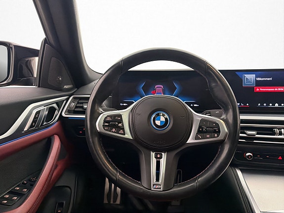 BMW i4 16 of 30