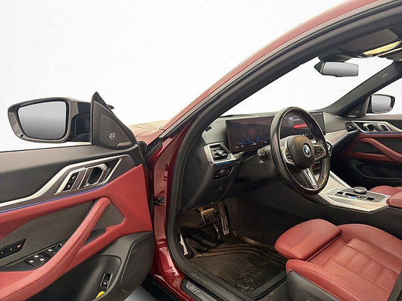 BMW i4 12 of 30
