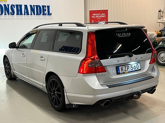 Volvo V70 5 of 23