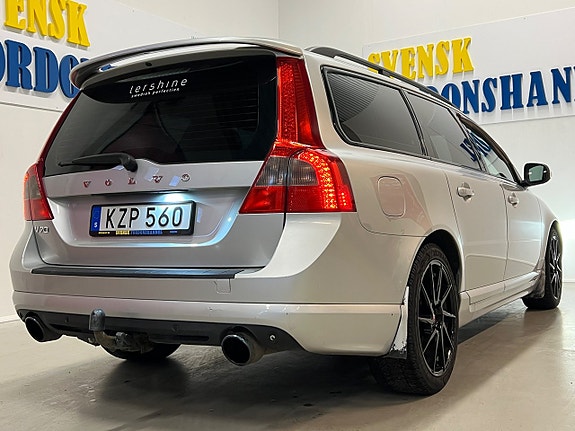 Volvo V70 10 of 23