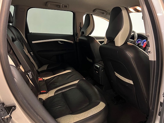 Volvo V70 18 of 23