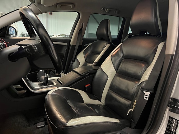 Volvo V70 12 of 23