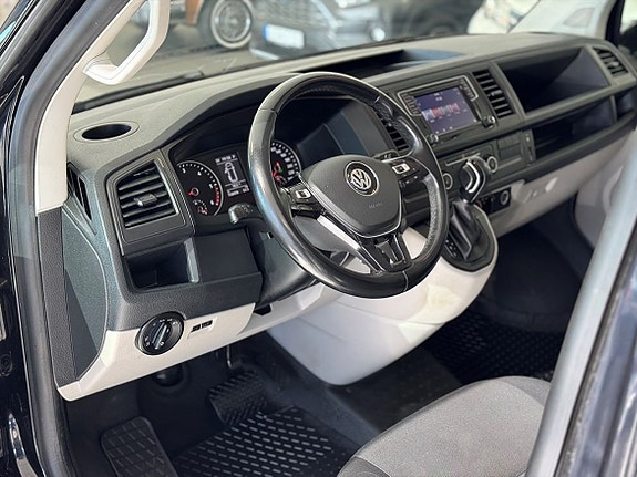 Volkswagen Transporter 9 of 20