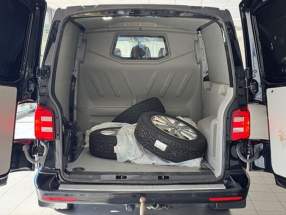Volkswagen Transporter 19 of 20
