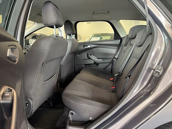 Ford Focus 14 of 20