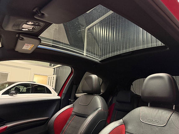 Peugeot 208 13 of 21