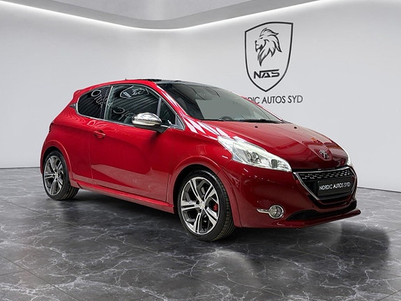 Peugeot 208 8 of 21