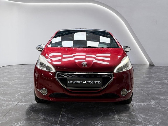 Peugeot 208 9 of 21
