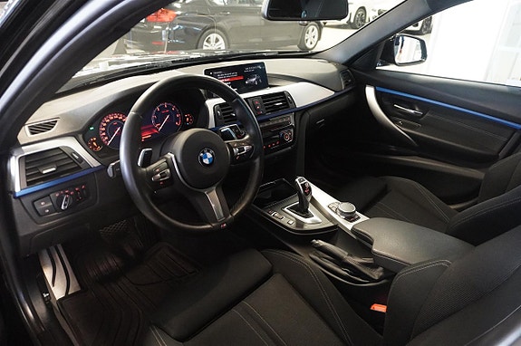 BMW 320d 5 of 27
