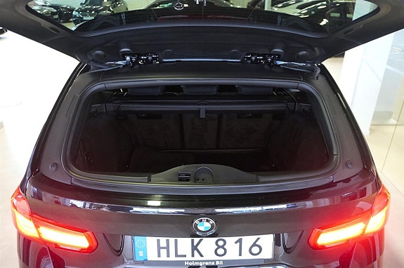BMW 320d 10 of 27