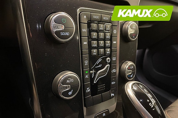 Volvo V40 16 of 20