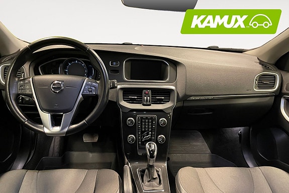 Volvo V40 10 of 20