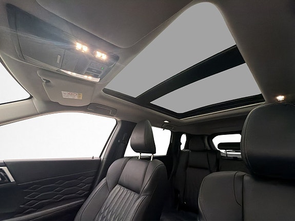 Mitsubishi Outlander 13 of 30