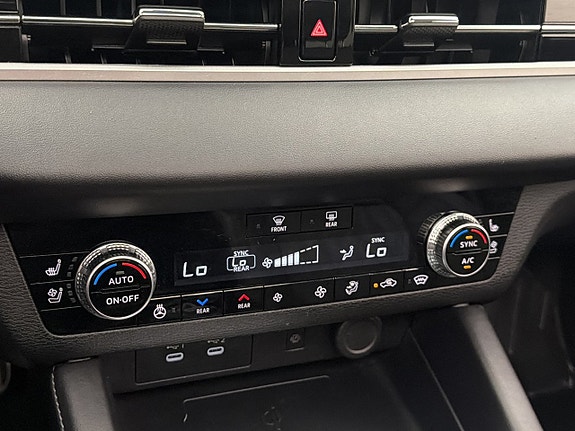 Mitsubishi Outlander 26 of 30