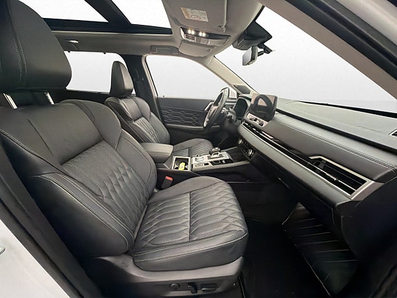 Mitsubishi Outlander 28 of 30