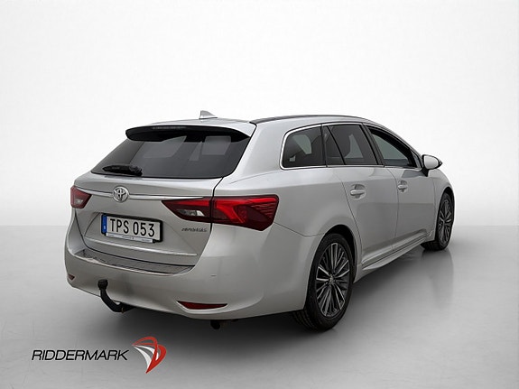 Toyota Avensis 8 of 30