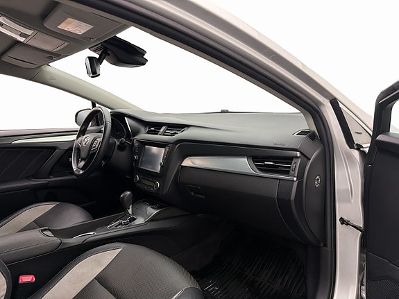 Toyota Avensis 15 of 30