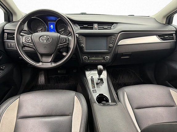 Toyota Avensis 13 of 30