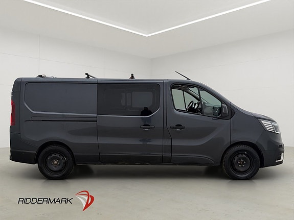Renault Trafic 2 of 30