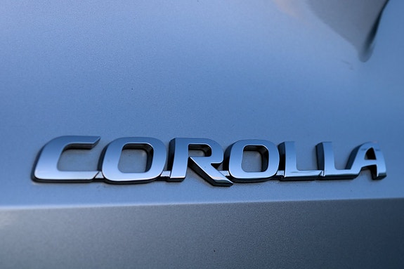 Toyota Corolla 23 of 27