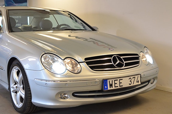 Mercedes-Benz CLK320 21 of 21