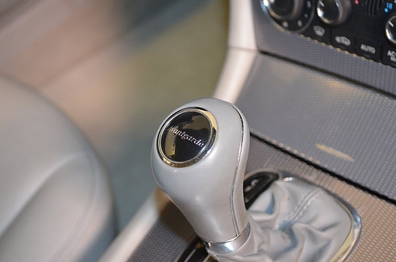 Mercedes-Benz CLK320 13 of 21